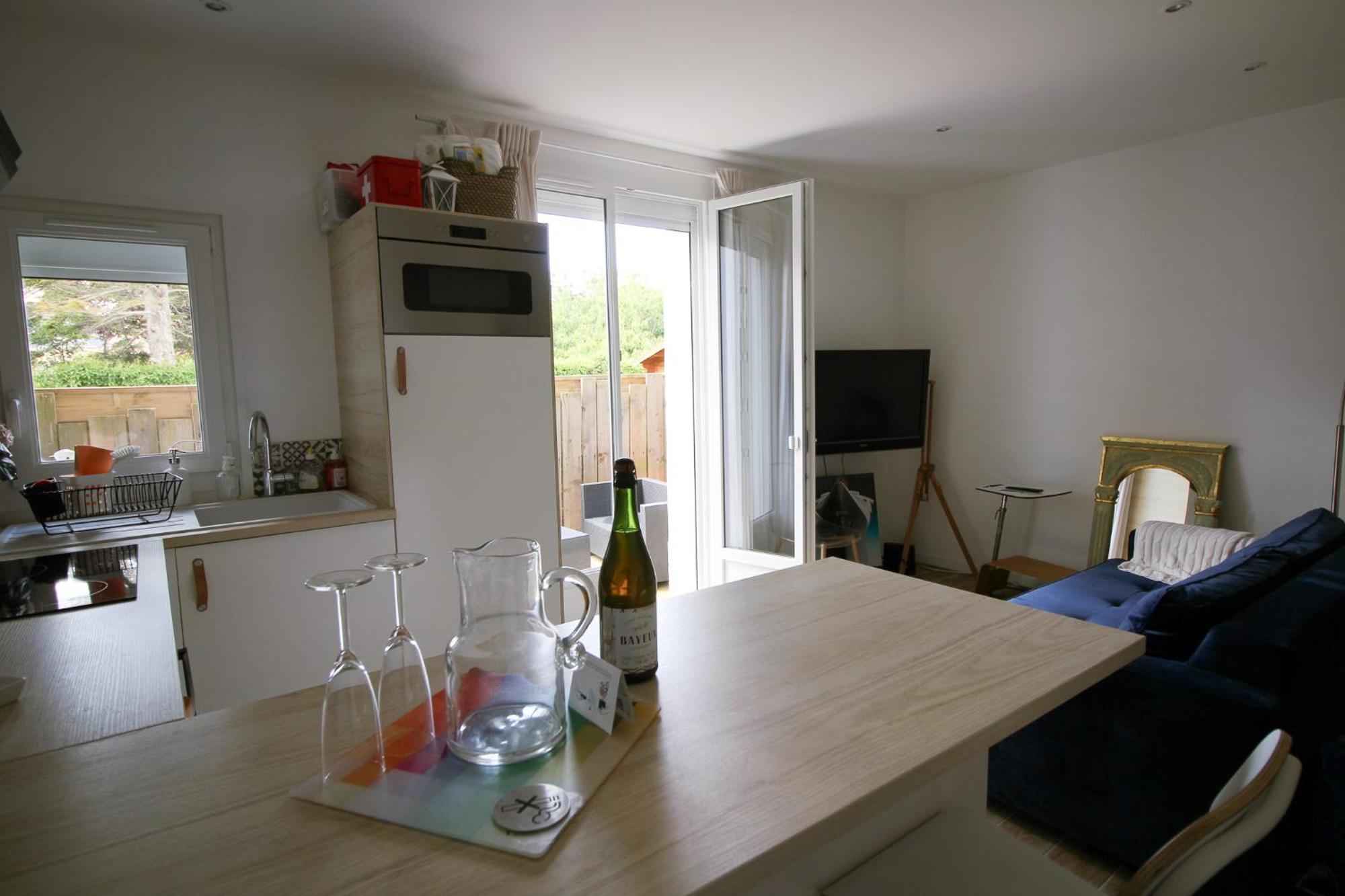 Appartement Avec Terrasse Privee, Plage A Pied 생 오뱅 쉬르 메르 외부 사진